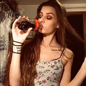 Meet your Posher, Ceirra